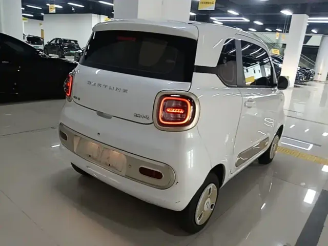 Besturn Bestune Pony 2026 222km Cute Pony Plus — Фото автомобиля 6