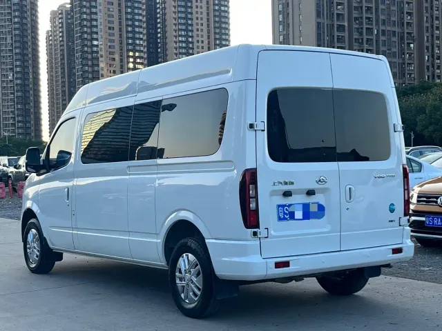 Maxus Xintu V80 — Фото автомобиля 6