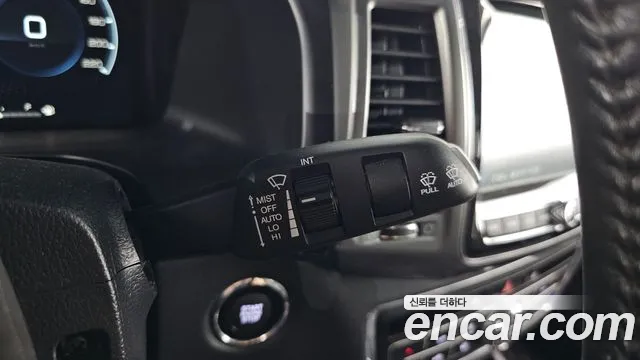 KG_Mobility_Ssangyong Rexton Новый Rexton Sport Khan Дизель 2.2 4WD — Фото автомобиля 18
