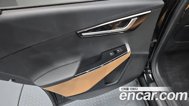 Kia EV6 — Фото автомобиля 14