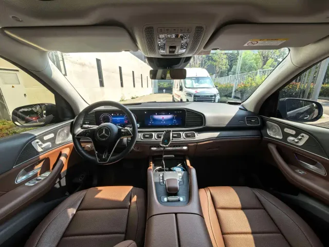 Mercedes-Benz GLE-Class — Фото автомобиля 17
