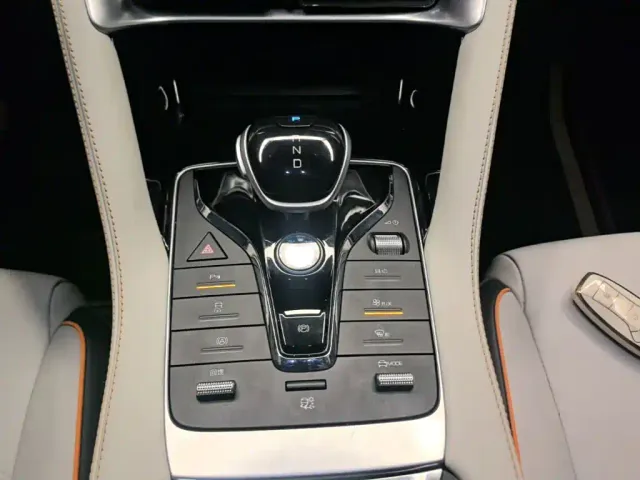 BYD Song PLUS — Фото автомобиля 13