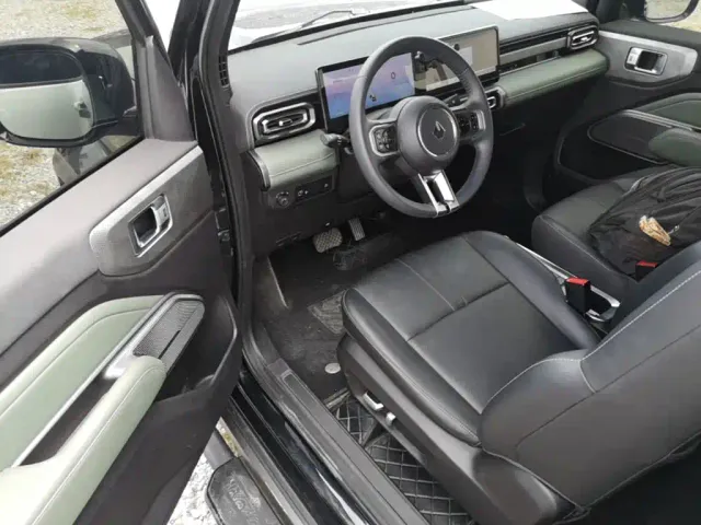 Baojun Yep — Фото автомобиля 15