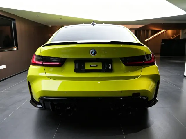 BMW M3 — Фото автомобиля 4