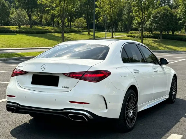 Mercedes-Benz C-Class — Фото автомобиля 4