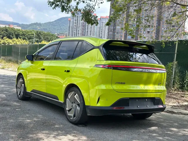 Hycan Z03 — Фото автомобиля 3