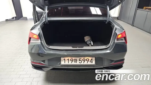 Hyundai AVANTE Avante (CN7) — Фото автомобиля 14