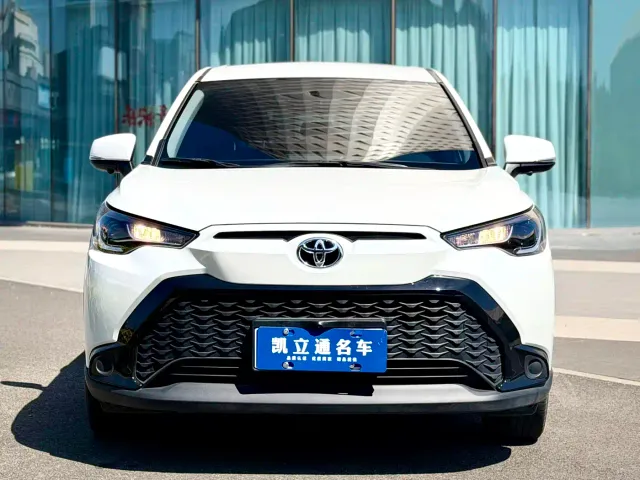 Toyota Frontlander — Фото автомобиля 2