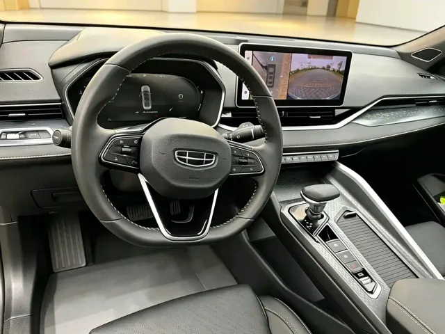 Geely Xingrui — Фото автомобиля 4