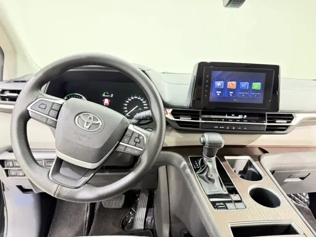Toyota Granvia — Фото автомобиля 17
