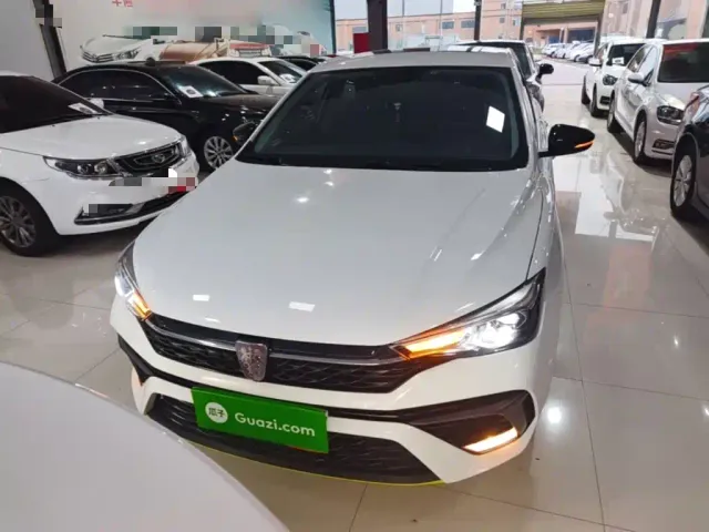 Roewe i5 — Фото автомобиля 2