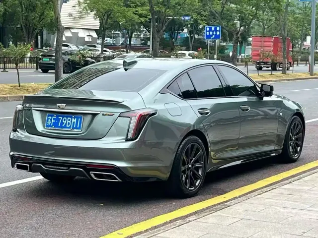 Cadillac CT5 — Фото автомобиля 9