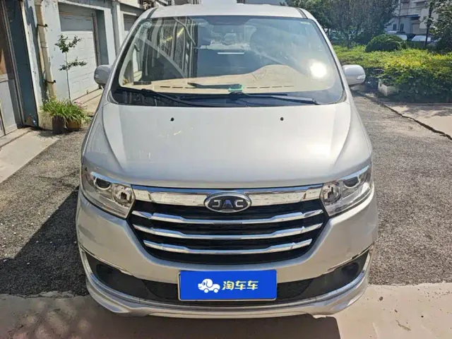 JAC Refine M3 — Фото автомобиля 2