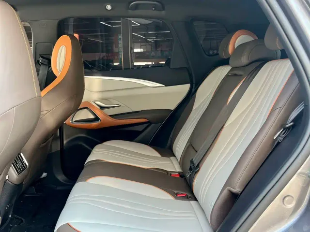 BYD Song Pro — Фото автомобиля 9