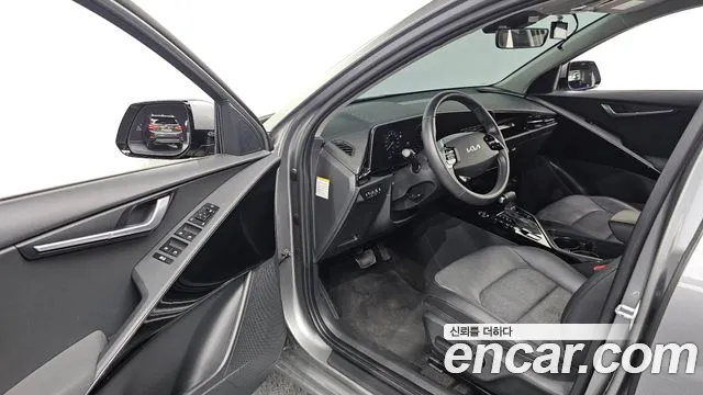 Kia Niro The All New — Фото автомобиля 10