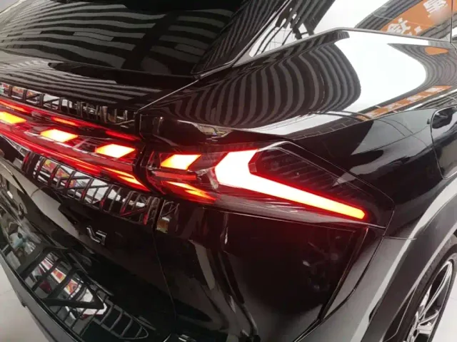 Geely Galaxy L7 — Фото автомобиля 7