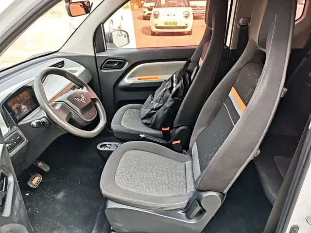 Wuling Hongguang Mini EV — Фото автомобиля 14