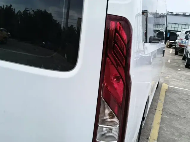 JMC E-Fushun — Фото автомобиля 23