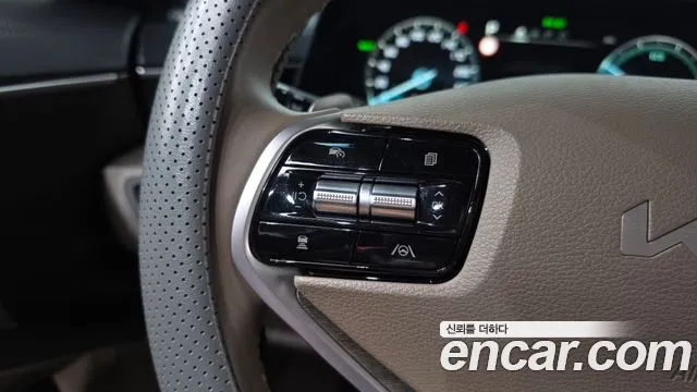 Kia K8 K8 Hybrid — Фото автомобиля 22