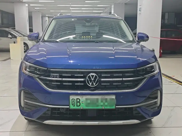 Volkswagen Tayron — Фото автомобиля 2