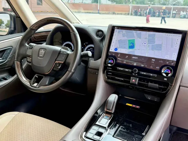 Toyota Vellfire — Фото автомобиля 7