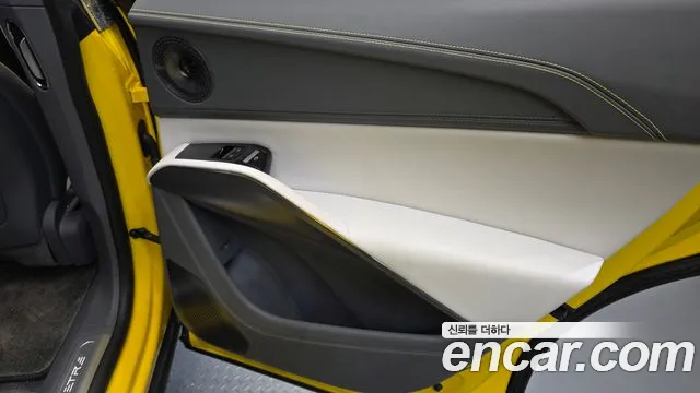 Lotus Eletre — Фото автомобиля 23