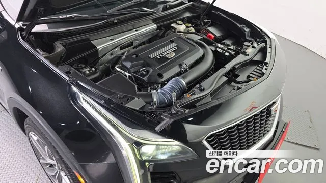 Cadillac XT4 2.0 Sport AWD — Фото автомобиля 6
