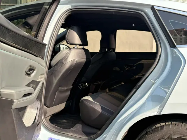 BYD Qin L — Фото автомобиля 9