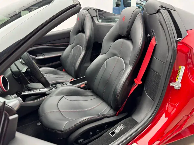 Ferrari F8 — Фото автомобиля 12