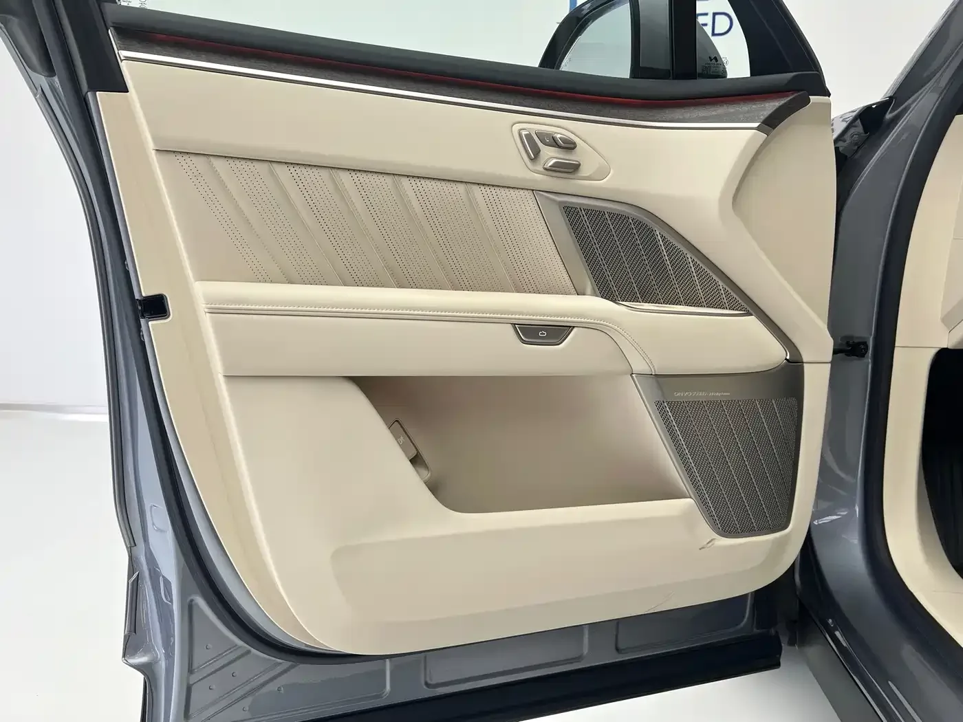 Ledao Ledao L90 2025 AWD Base Model — Фото автомобиля 8