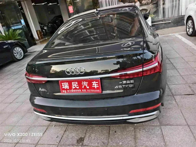 Audi A6L — Фото автомобиля 3