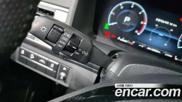 KG_Mobility_Ssangyong Rexton Новый Rexton Sport Дизель 2.2 4WD — Фото автомобиля 26
