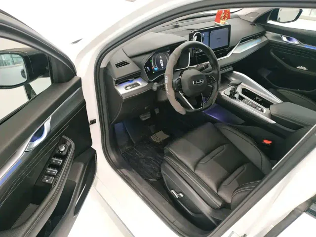 Geely Xingrui — Фото автомобиля 15