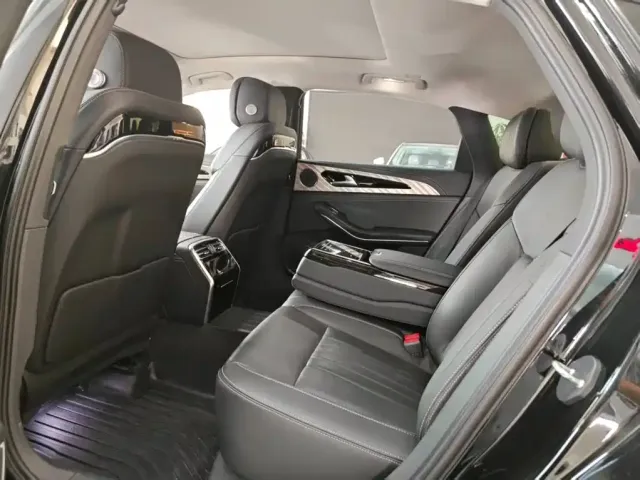 Hongqi H9 — Фото автомобиля 4