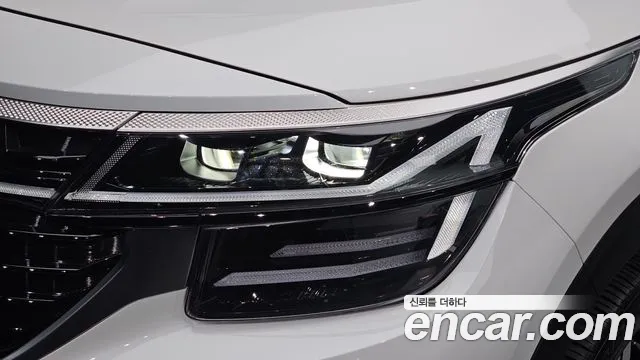 Kia Seltos New — Фото автомобиля 7