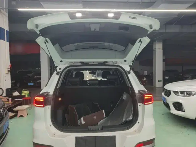 Chery Tiggo 7 2022 Model Super Edition 1.5T CVT Super Hero+ — Фото автомобиля 18