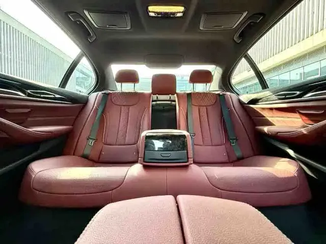 BMW 5 Series — Фото автомобиля 7