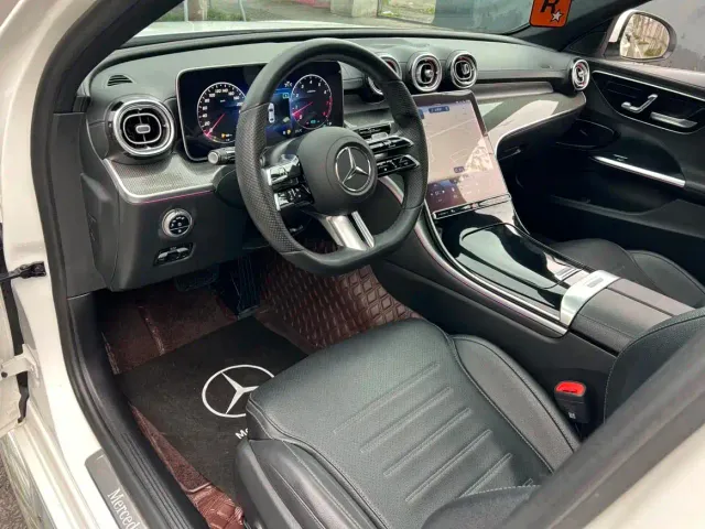 Mercedes-Benz C-Class — Фото автомобиля 7