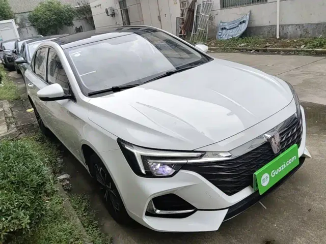 Roewe i6 MAX EV — Фото автомобиля 3