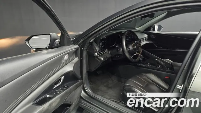 Hyundai Avante CN7 — Фото автомобиля 10