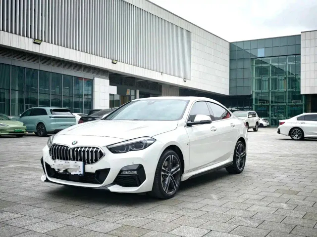 Фотография автомобиля — BMW 2 Series