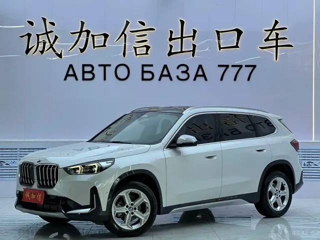 Фотография автомобиля — BMW X1