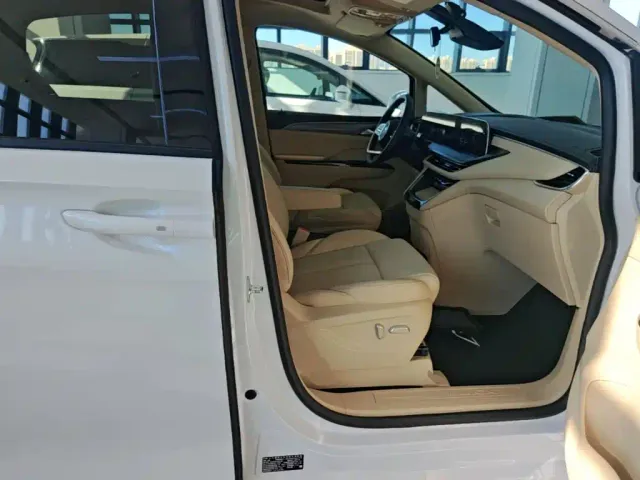 Buick Buick GL8 New Energy 2025 Landlux Smart Edition 7-seater — Фото автомобиля 24