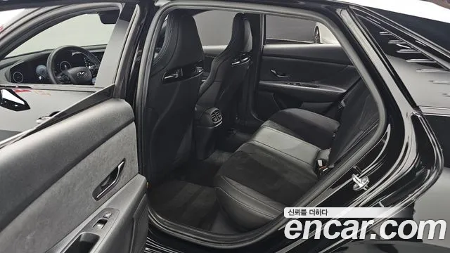 Hyundai AVANTE — Фото автомобиля 11