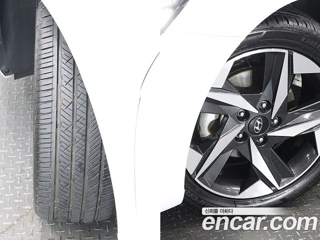Hyundai Avante CN7 — Фото автомобиля 5