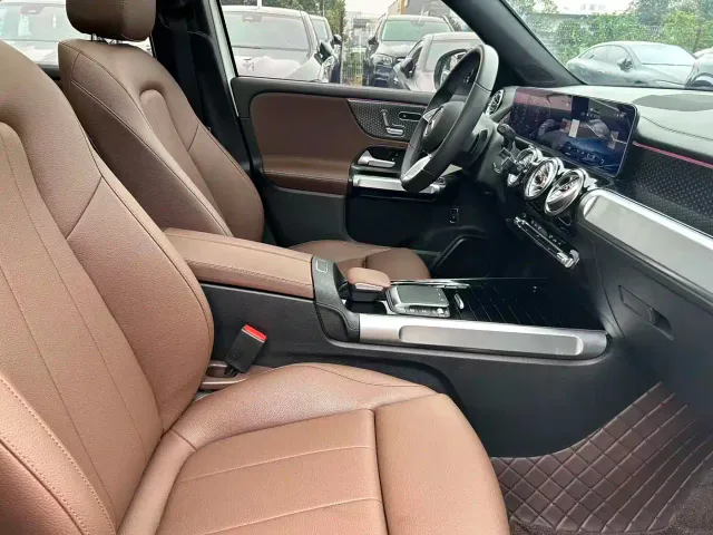 Mercedes-Benz GLB-Class — Фото автомобиля 15