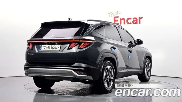 Hyundai Tucson Новый Tucson (NX4) Бензин 1.6 турбо 2WD — Фото автомобиля 2