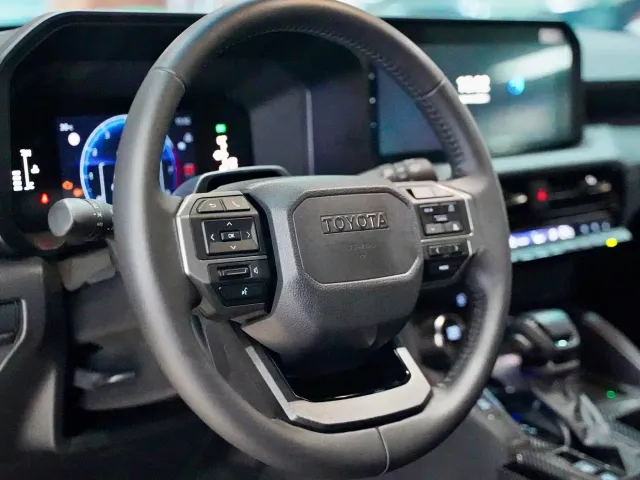 Toyota Prado — Фото автомобиля 15