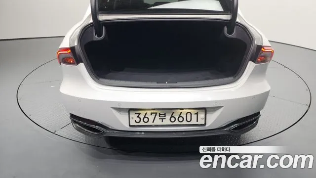 Hyundai Grandeur Новый Grandeur IG — Фото автомобиля 20