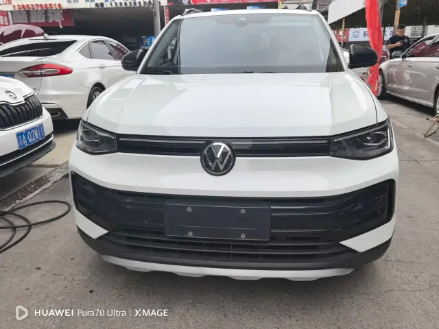 Volkswagen Tharu — Фото автомобиля 2